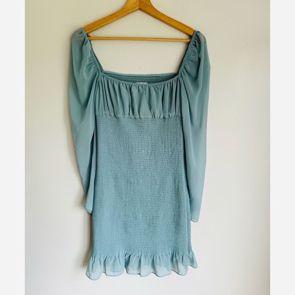NWT Wilfred Aritzia Ballad Smocked Long Sheer Sleeve Dress in Blue - Picture 6 of 10